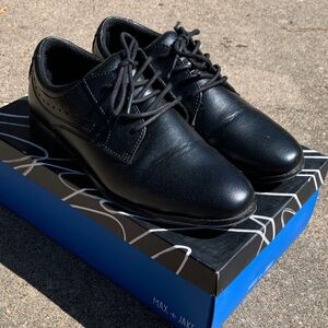 Max + Jake Black Kids Dress Shoes